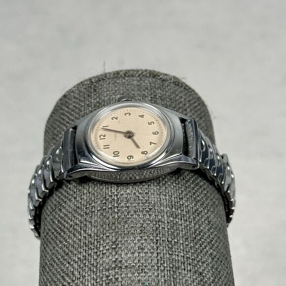 VTG Timex Watch Womens 23mm Round Manual Wind Silver Tone Classic Working - Picture 2 of 10